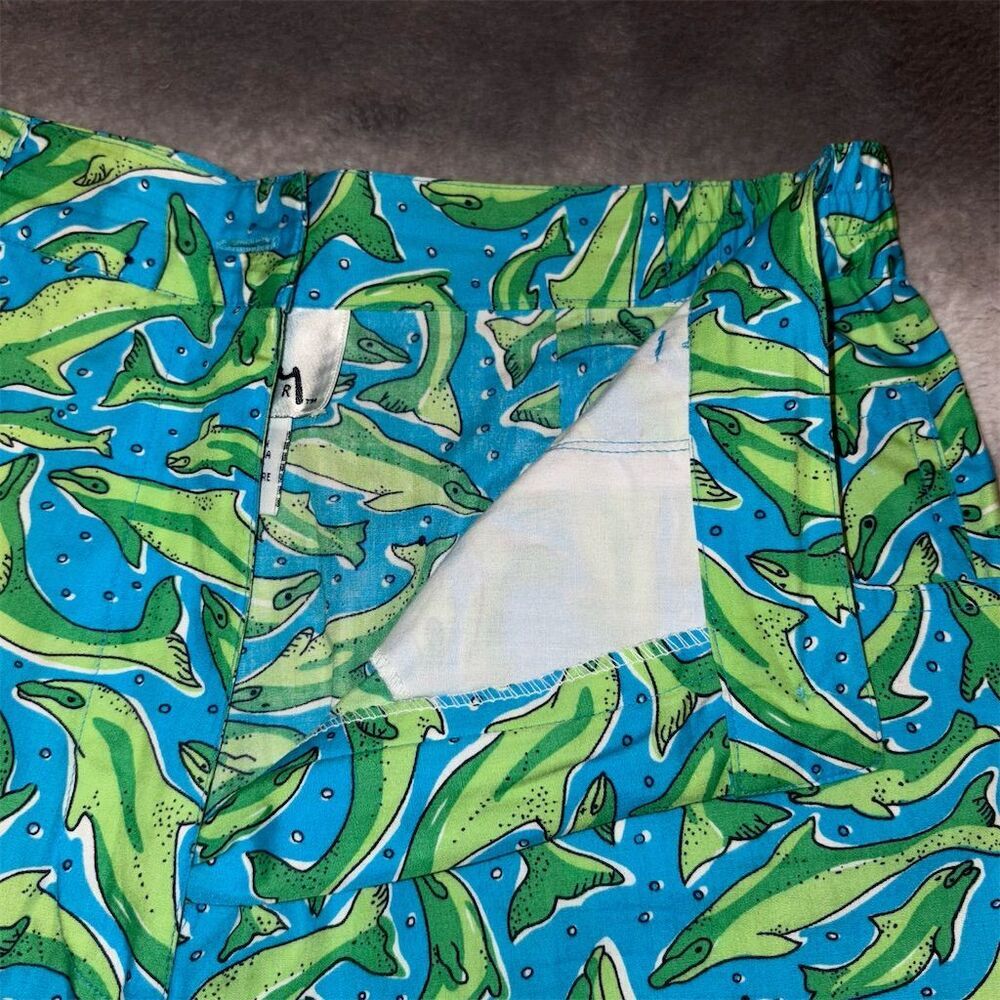Lilly Pulitzer Vintage White Label Dolphin Print Bermuda Shorts 10 - Picture 8 of 9